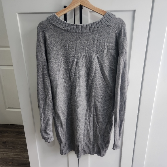 Athleta Vital V Neck Wool Cashmere Tunic Sweater Small - Picture 8 of 9